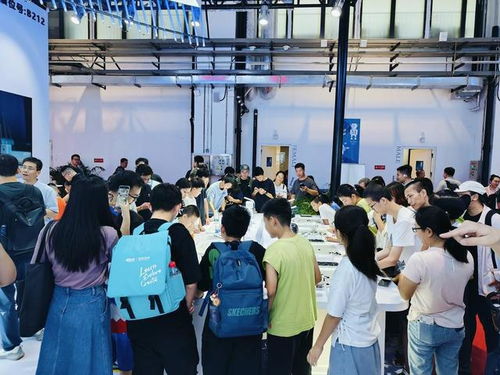 人形機(jī)器人加速“上崗”，2024世界機(jī)器人大會(huì)揭示教育與科技融合新路徑